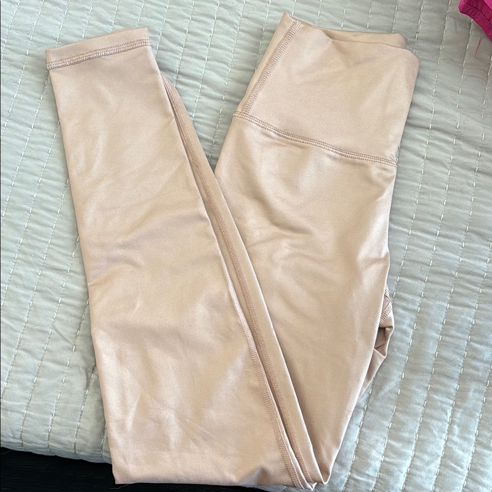 NWOT Aerie shiny beige Leggings